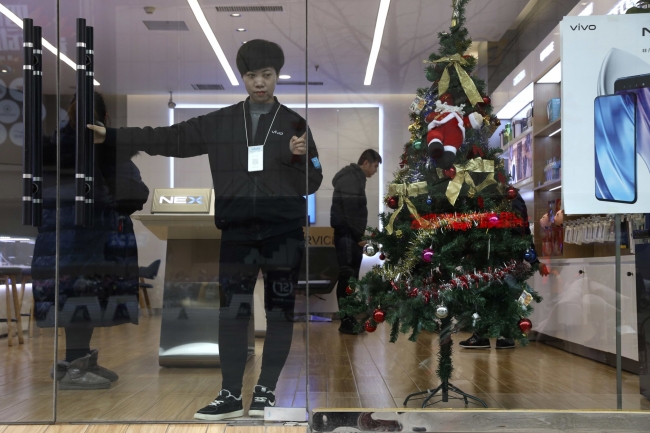 Çin'de Noel kutlamalarına karşı duruş yükseliyor